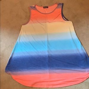 Beautiful color swing tank top NWOT